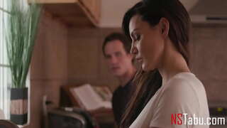 Hijo come stepmoms culo todo el día - Becky Bandini, Robby Echo