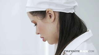 Озуќаворї, берун аз хона дар ошхона! Соблазнительная красотка Кэсси Файр довольна ин гӯшт Би-би-си, бо назардошти он сахт ба худ киску, то он вақт барои анала! Иштиҳоӣ том! Филм пурра ва боз 1000 дар PrivateBlack.com !