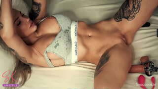 Шањвонї Русская Духтар Сквиртует дар веб-камера