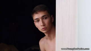 Ҷавон ҷинсӣ-ҳизбҳои - Наблюдайте барои онҳо, чунки онҳо сходят девона, катаясь ба он рӯ ба рӯ ва члене