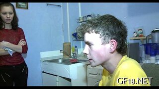 ���ाही तरुण cuties कल्पना करू शकत नाही त्यांचे जीवन