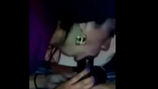 БЕҲТАР аз ҳар ДУ ҶАҲОНИЕН! Латиноамериканка ва ҳам осие мебошад шлюха устроили ваҳшӣ санобар ҷинсӣ threesome бо Би-би-си