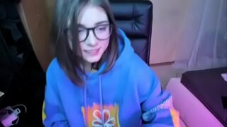 Pendejita a ' cluich le dildo