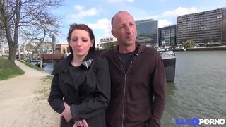 Tha mi a &#039; gabhail it in front of my duine